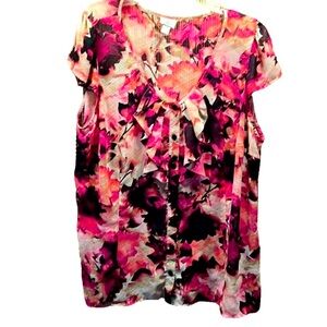Worthington Floral Top, Size 3X, PTP 25”, L27”, Ruffle Button Front, cap sleeve